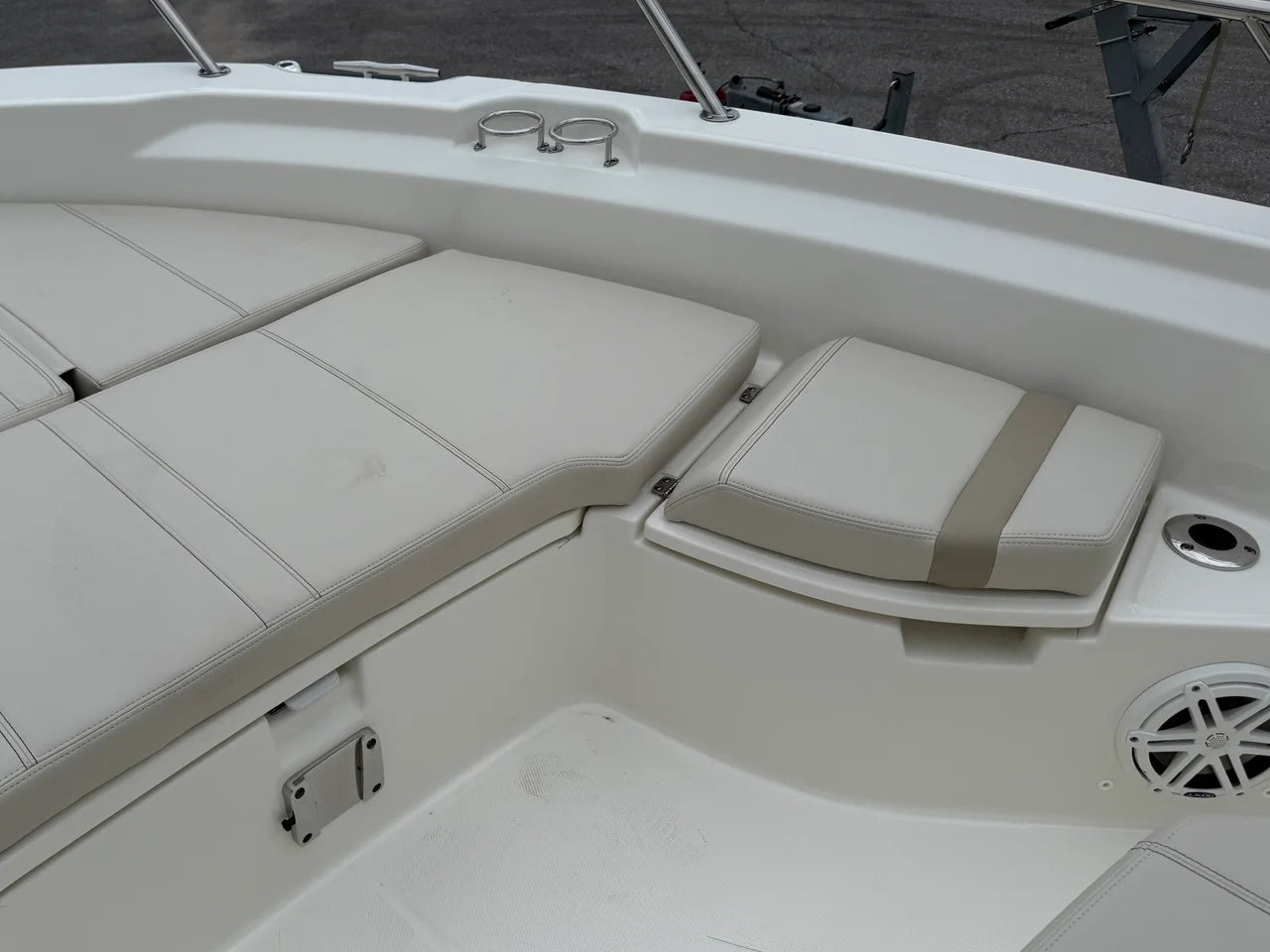 2026 Boston Whaler 250 Dauntless 25.0 feet, Panama City, FL #35