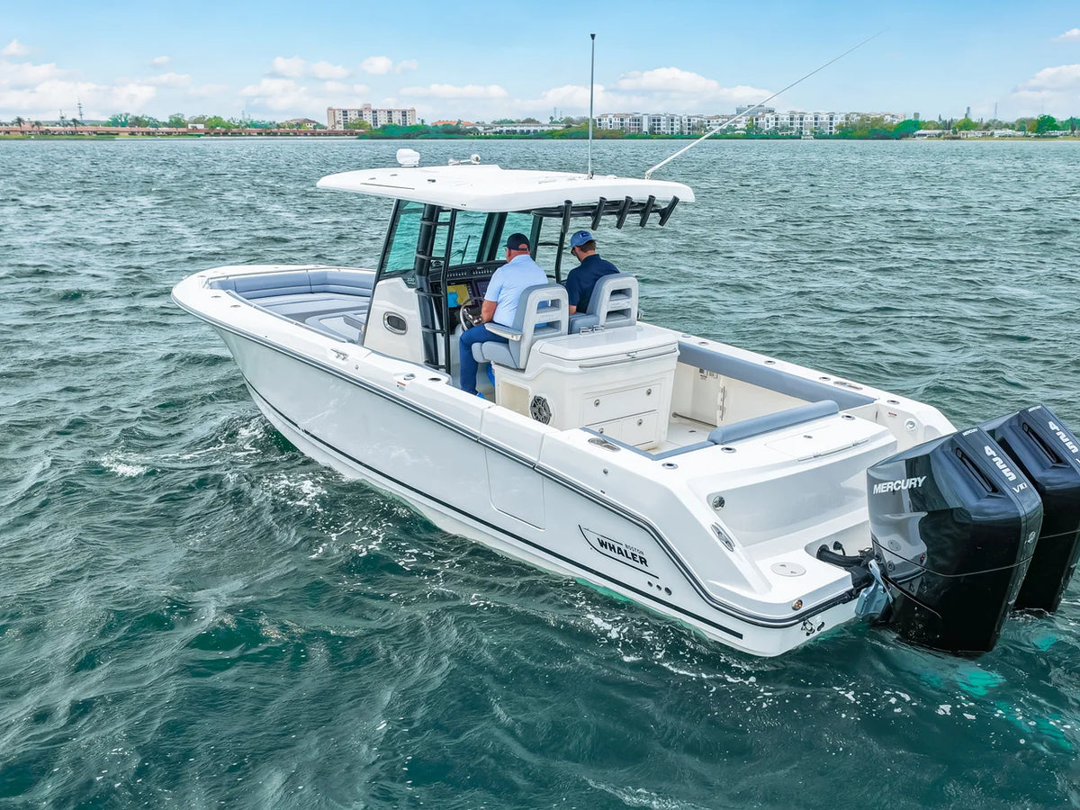 2026 Boston Whaler 330 Outrage 33.0 feet, Clearwater, Florida #21