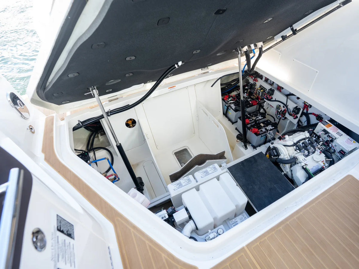 2026 Sea Ray Sundancer 320 Outboard 32.0 feet, Miami, FL #13