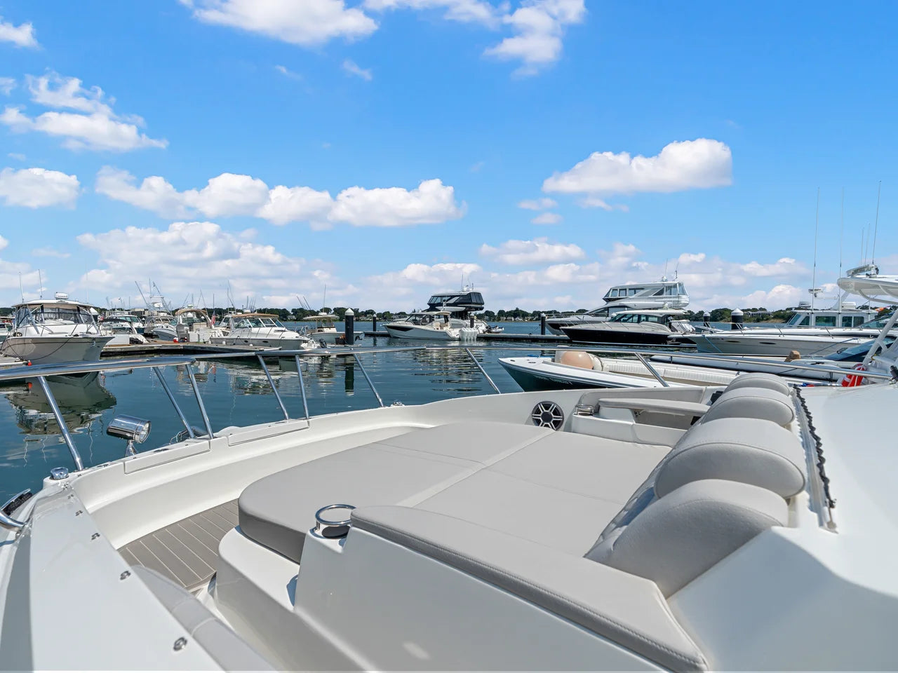 2027 Sea Ray Sundancer 320 Outboard 32.0 feet, Quincy, MA #29