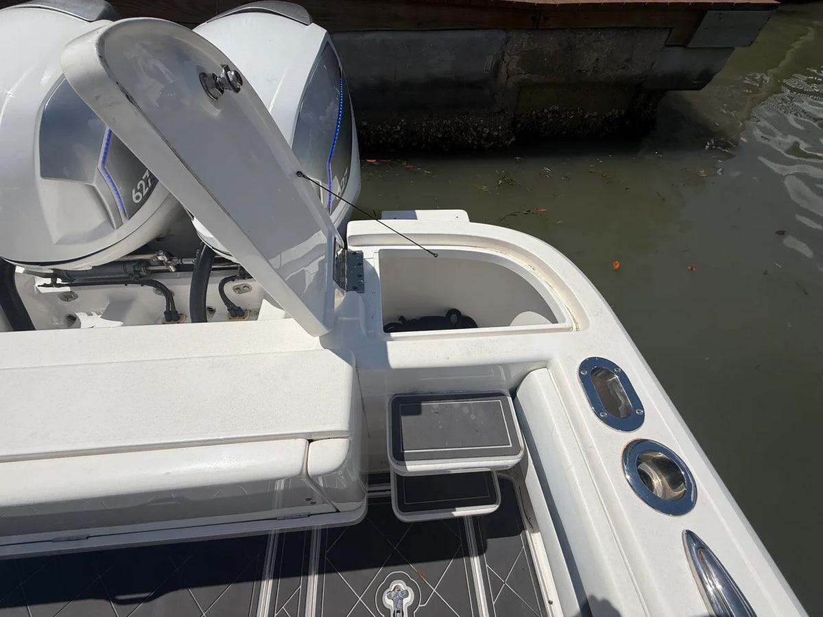 2018 Intrepid 375 CC 37.0 feet, Fort Myers, FL #16