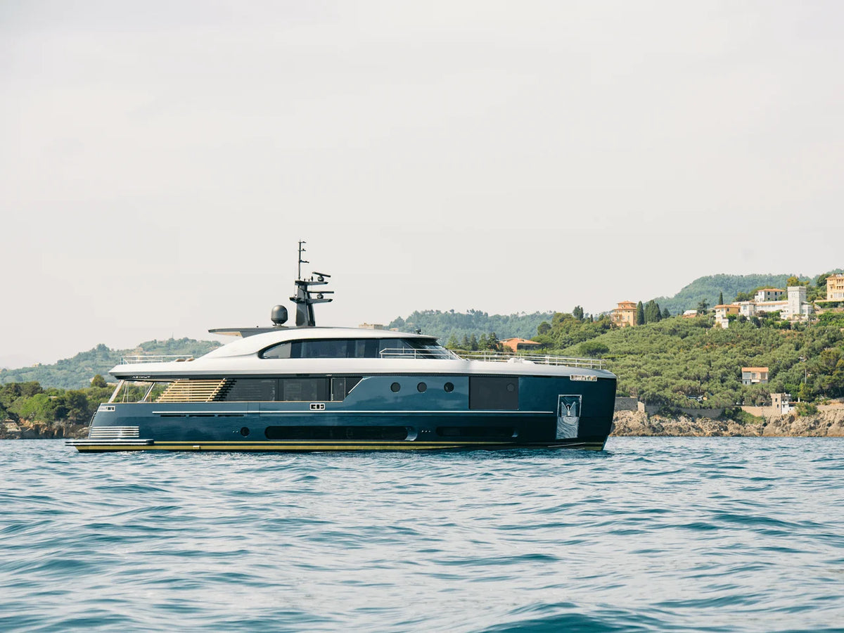 2027 Azimut Magellano 30M 98.0 feet, Inuvik, Northwest Territories #1