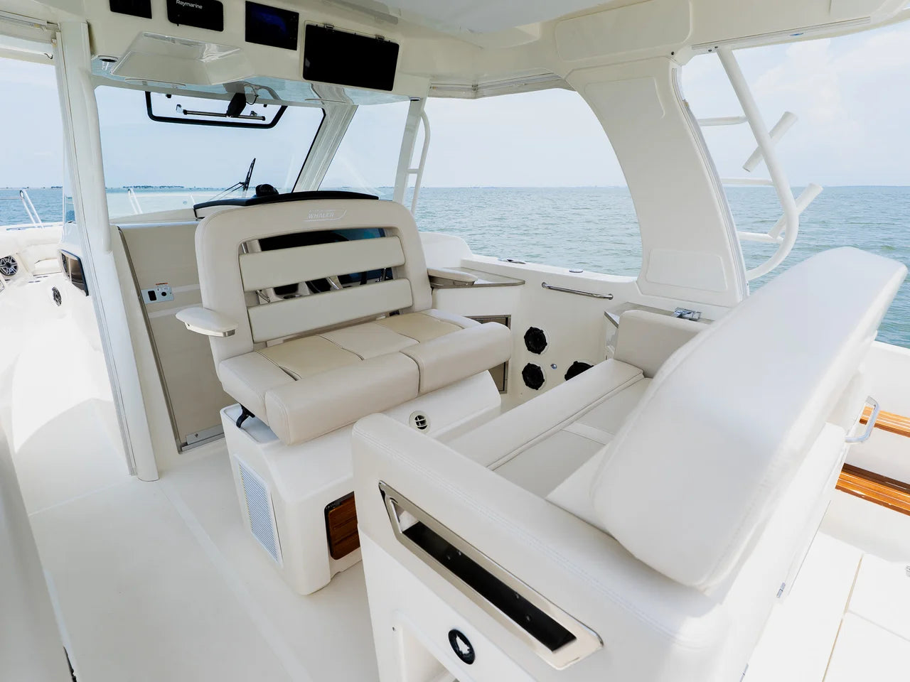 2023 Boston Whaler 350 Realm 35.0 feet, Clearwater, Florida #70