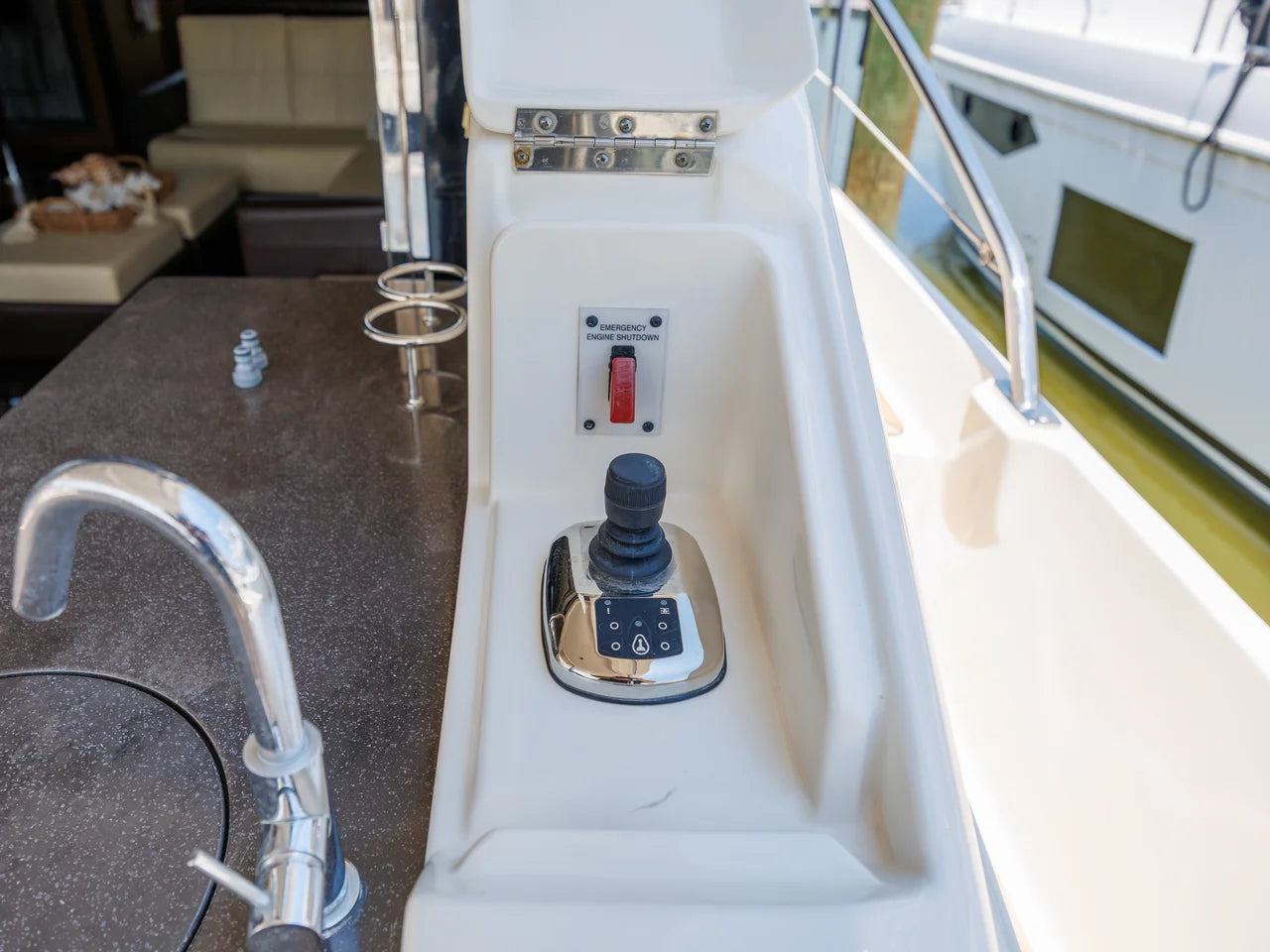 2017 Sea Ray L650 Fly 65.0 feet, Seabrook, TX #24
