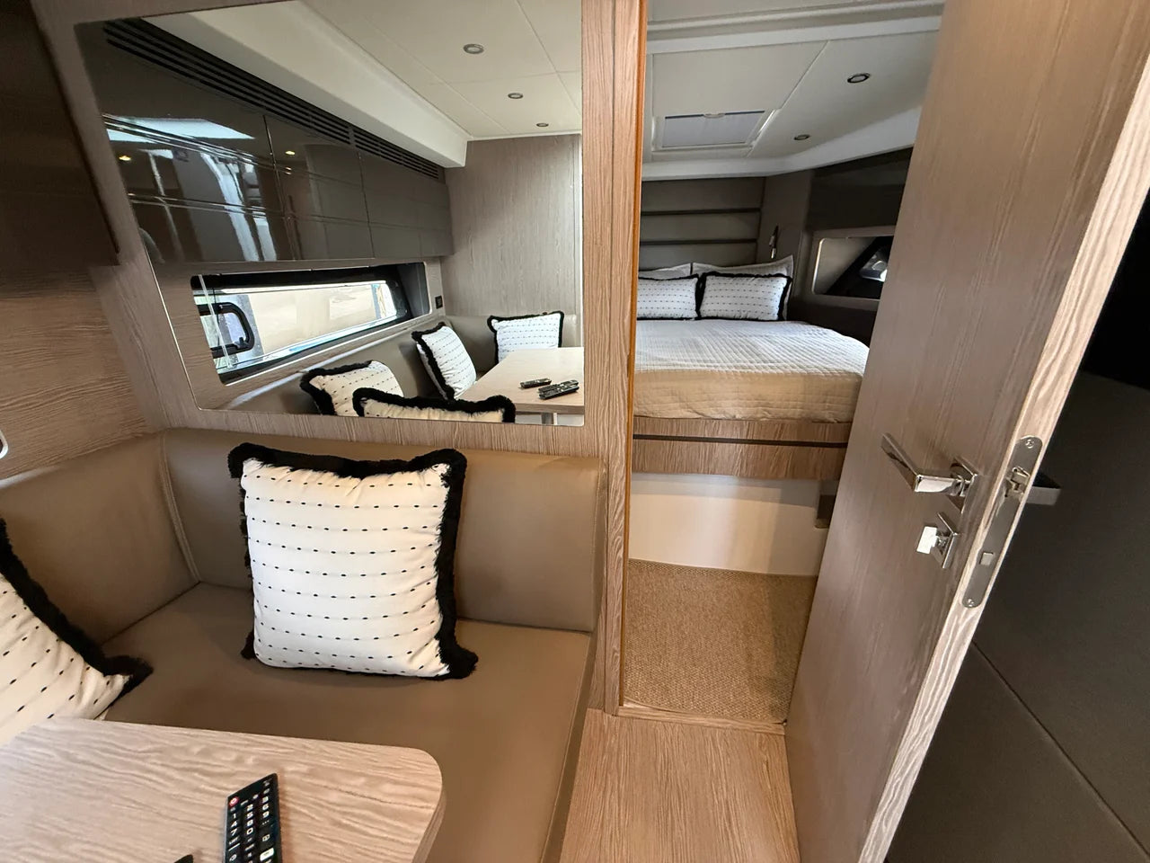 2022 Azimut Atlantis 45 45.0 feet, Miami, FL #14