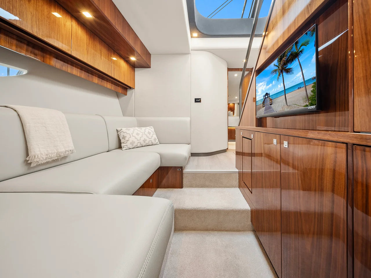 2024 Riviera 6000 SPORT YACHT 63.0 feet, Coconut Grove23, FL #82