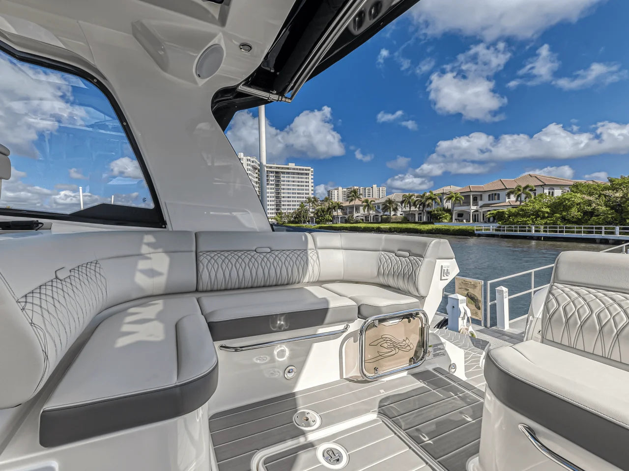 2022 Sea Ray 370 SUNDANCER OUTBOARD 37.0 feet, Highland Beach, FL, FL #66