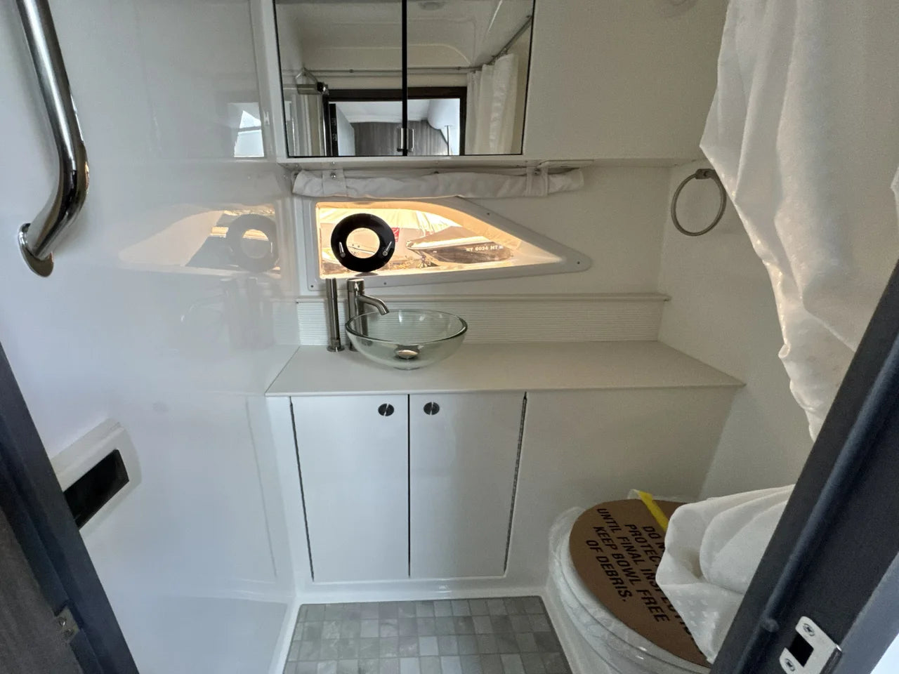 2026 Sea Ray Sundancer 320 Outboard 32.0 feet, Huntington, NY #41