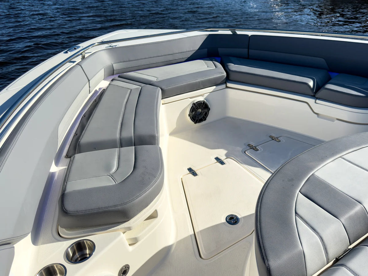2026 Boston Whaler 420 Outrage 42.0 feet, Fort Myers, FL #34