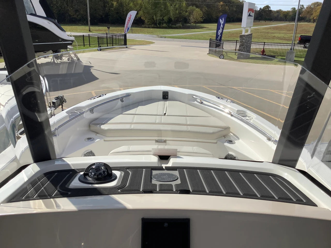 2026 Boston Whaler 220 Dauntless 22.0 feet, Monkey Island, OK #23