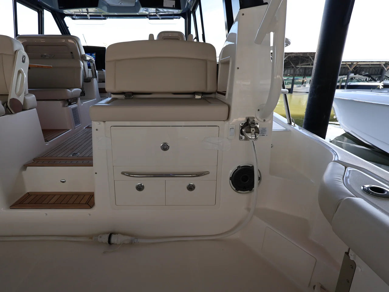 2026 Boston Whaler 405 Conquest 40.0 feet, Naples, Florida #27