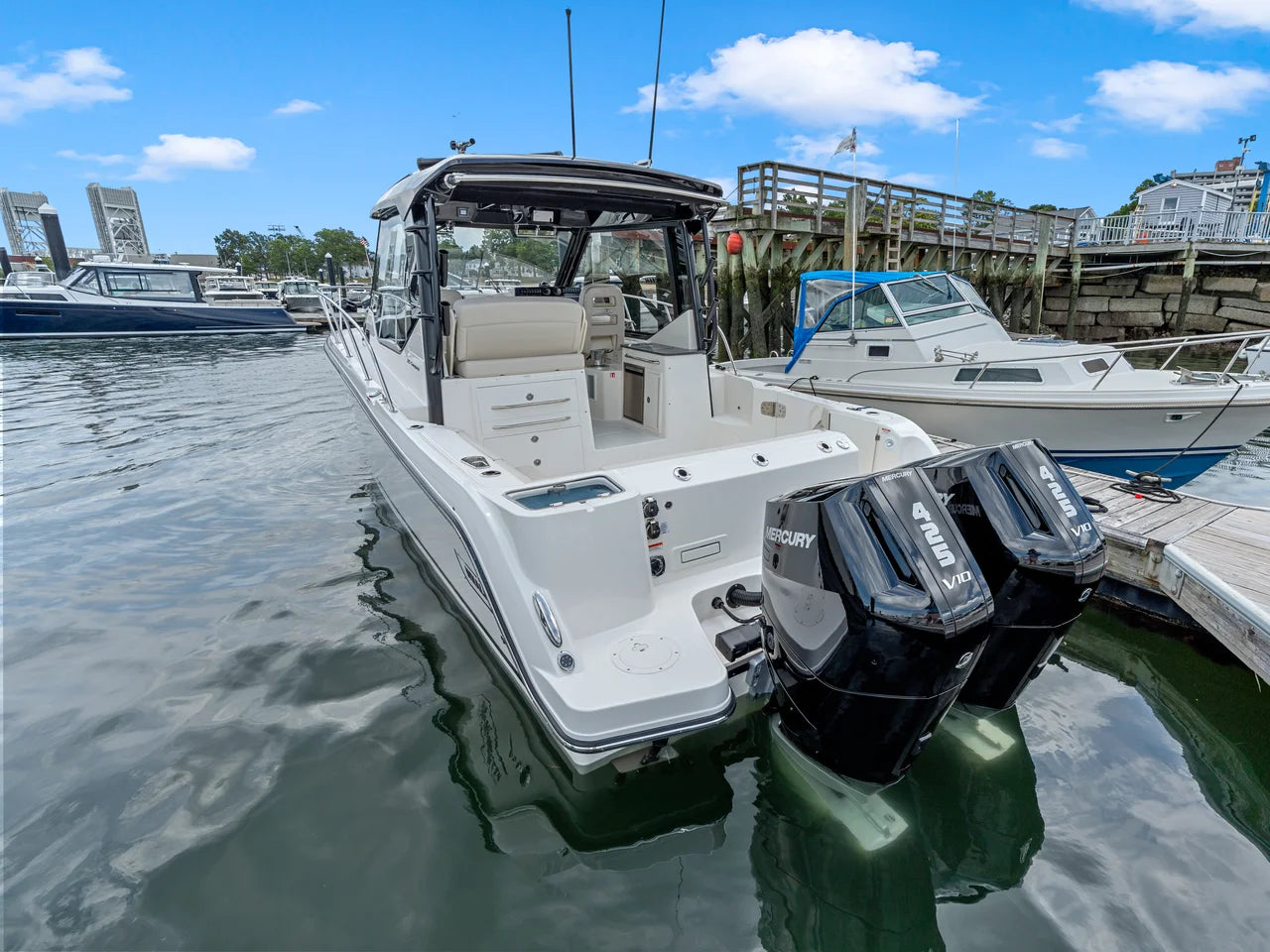 2026 Boston Whaler 325 Conquest 32.0 feet, Quincy, MA #6
