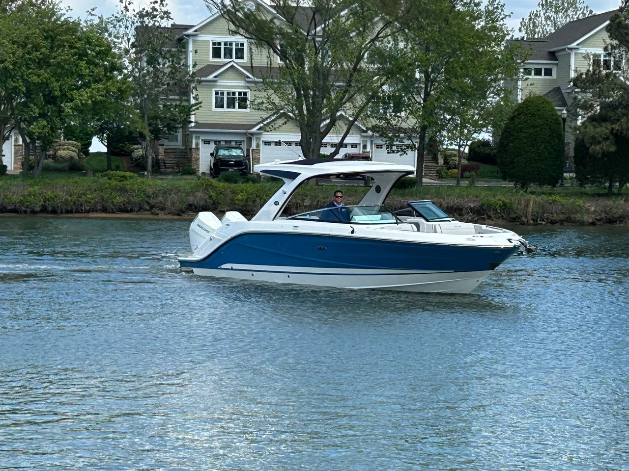 2026 Sea Ray SLX 310 Outboard 31.0 feet, Grasonville, Maryland #3