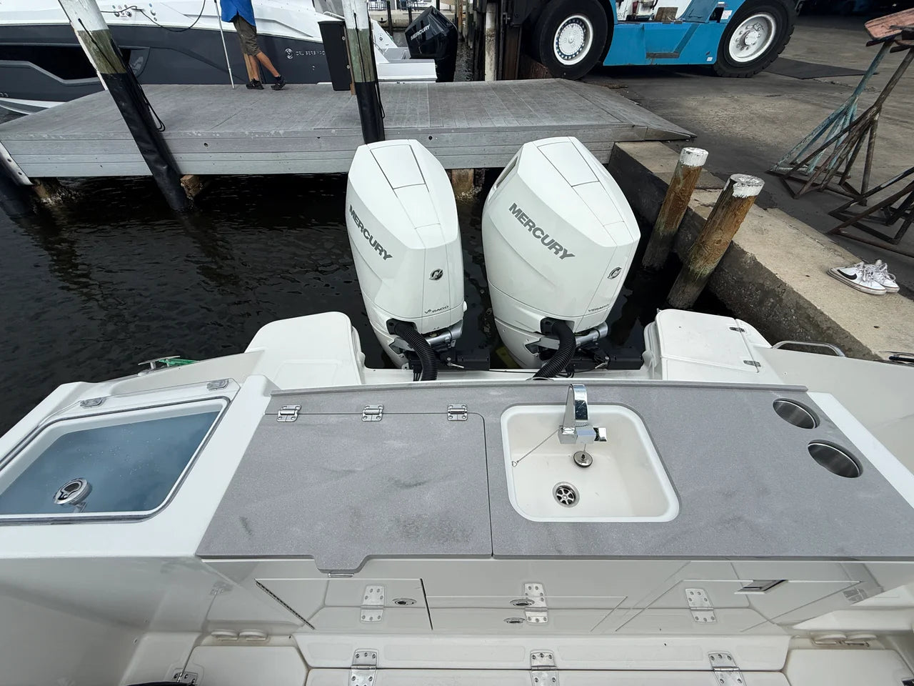 2027 Boston Whaler 330 Vantage 33.0 feet, Venice, Florida #19
