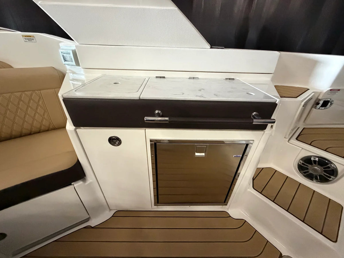 2022 Sea Ray 350 SLX 34.0 feet, Excelsior, Minnesota #24