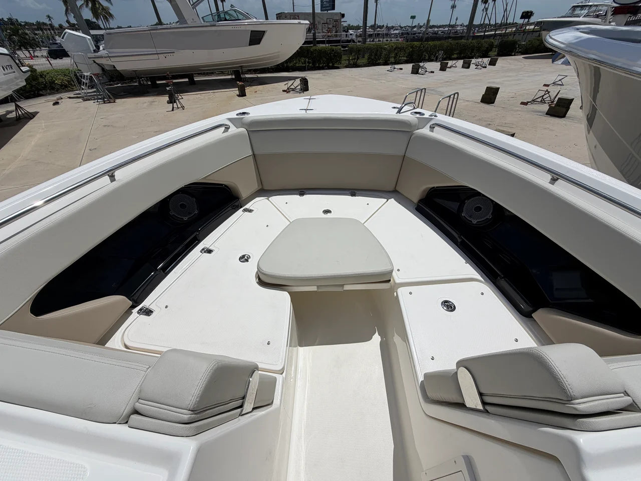 2027 Boston Whaler 280 Vantage 28.0 feet, Stuart, Florida #41