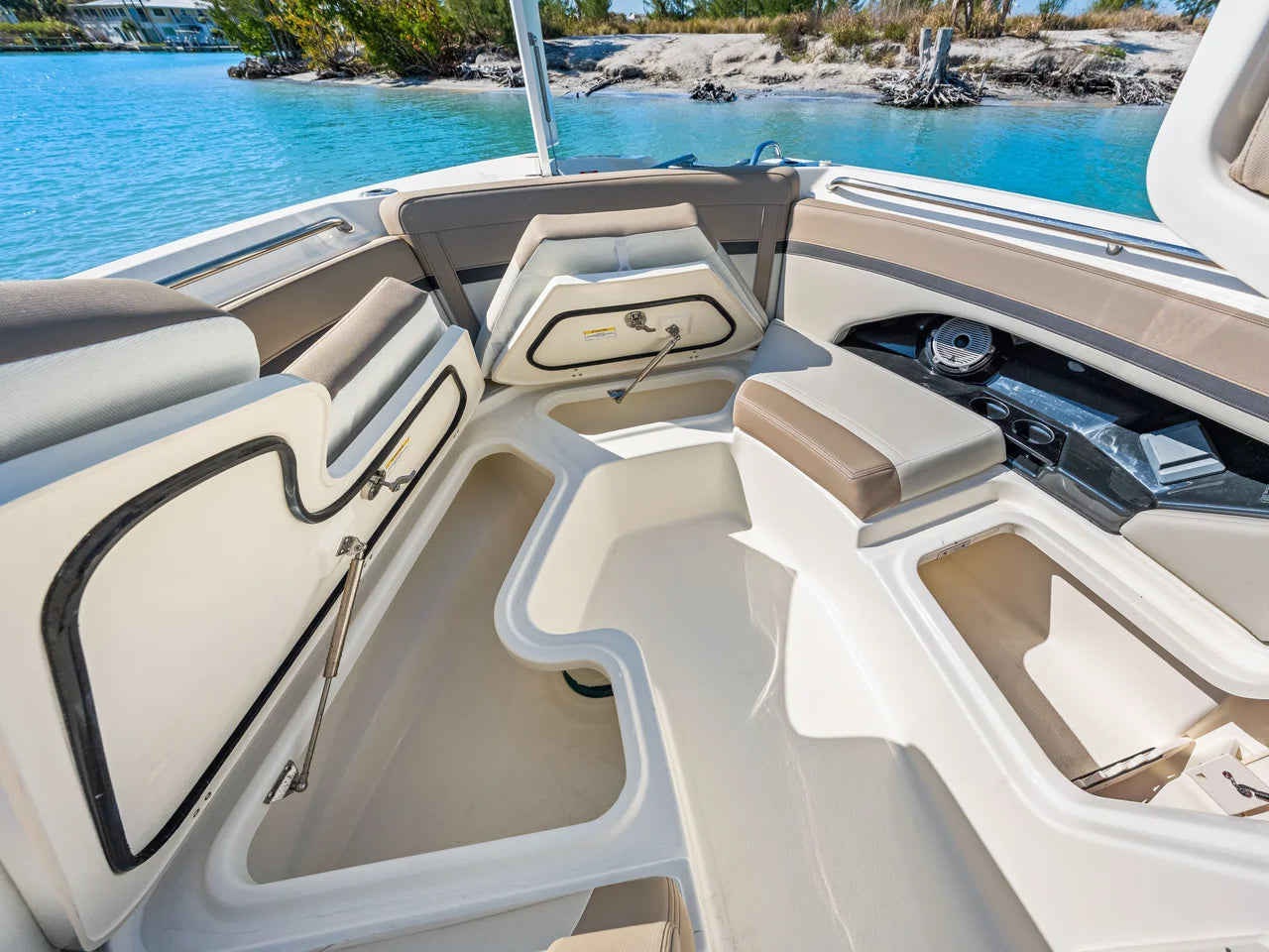 2026 Boston Whaler 280 Vantage 28.0 feet, Venice, Florida #58