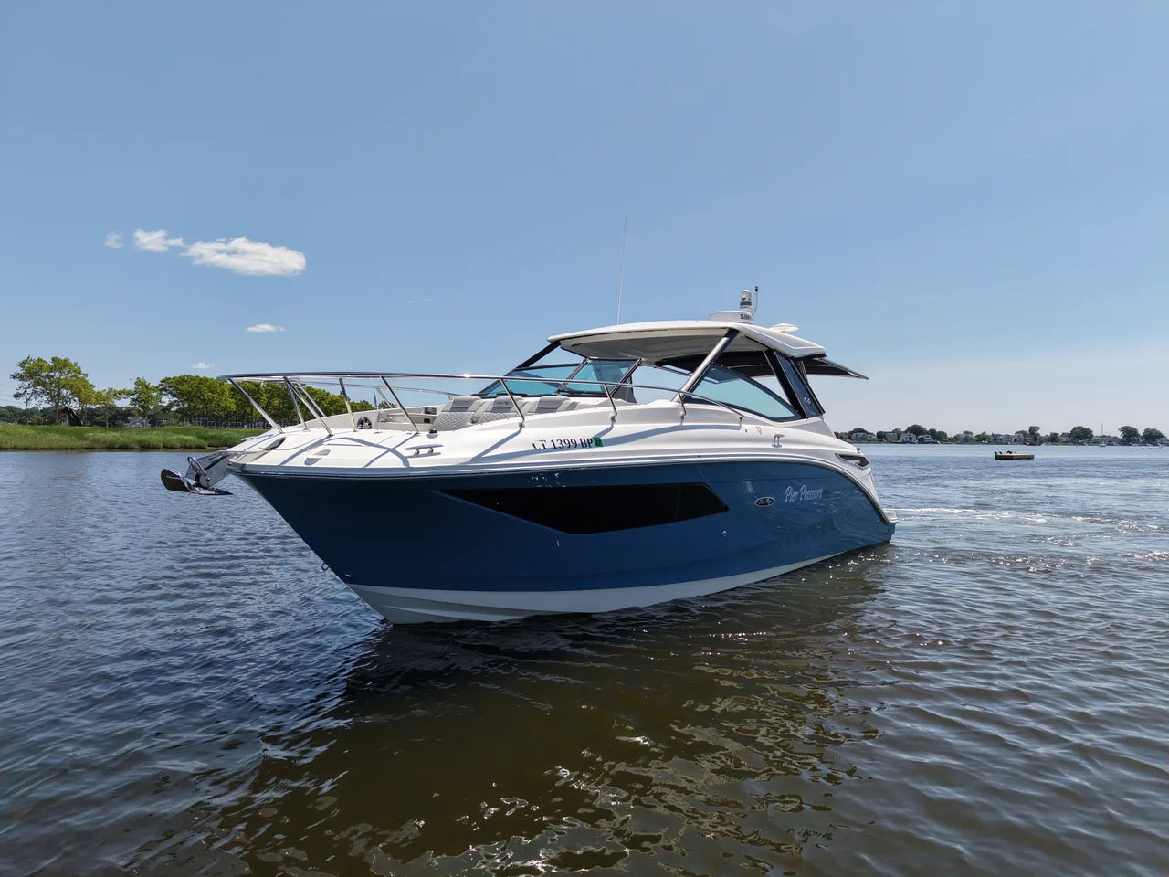 2021 Sea Ray 320 SUNDANCER OB 32.0 feet, Norwalk, Connecticut #3