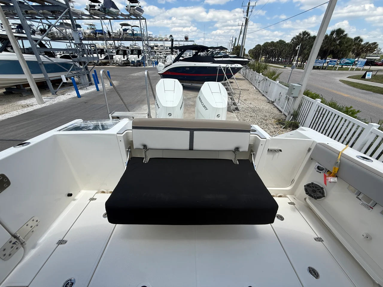 2025 Boston Whaler 330 Vantage 33.0 feet, Sarasota, FL #27