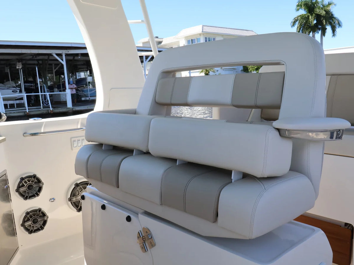 2027 Boston Whaler 350 Realm 35.0 feet, Naples, Florida #36