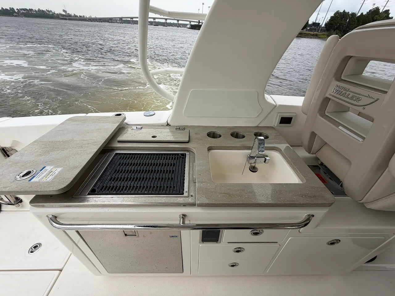 2022 Boston Whaler 380 Realm 38.0 feet, Charleston, South Carolina #22