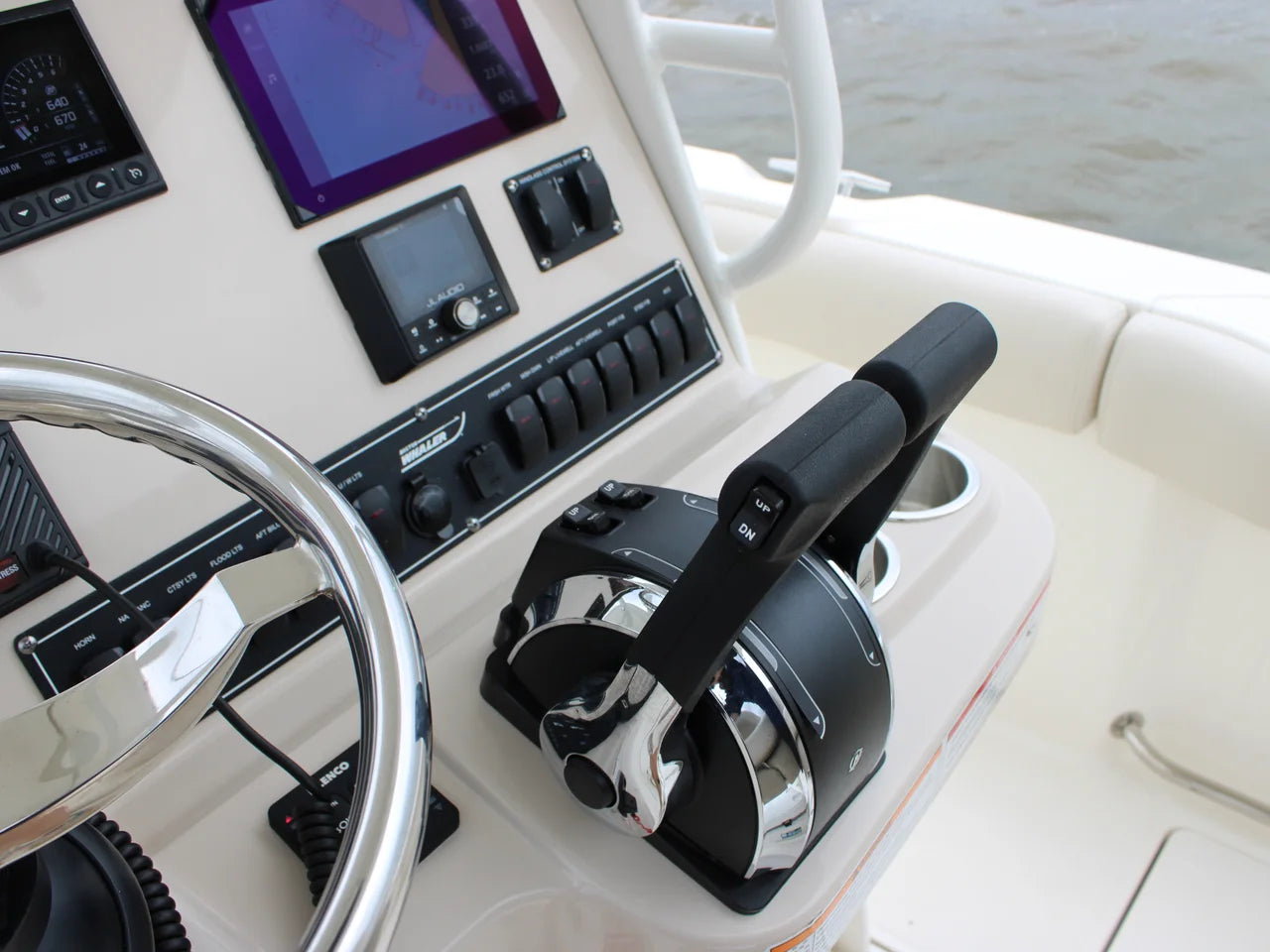 2026 Boston Whaler 230 Outrage 23.0 feet, Seabrook, TX #17