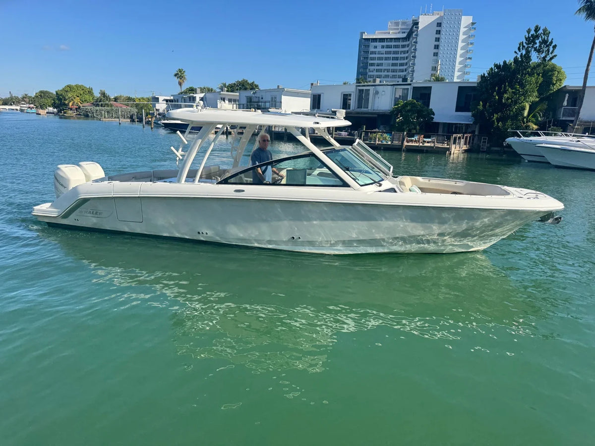 2016 Boston Whaler 320 VANTAGE 32.0 feet, Miami, FL #1
