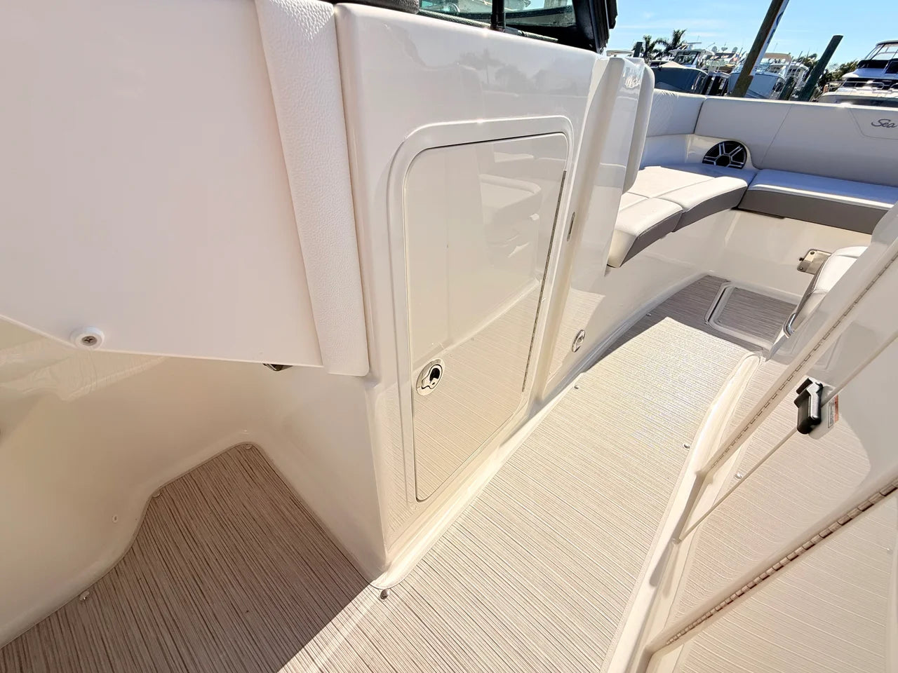 2027 Sea Ray SDX 270 Outboard 27.0 feet, St Petersburg, FL #51