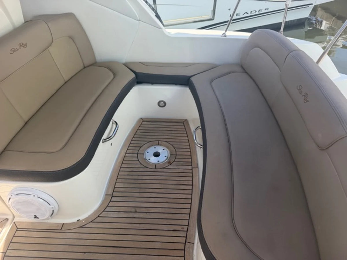 2016 Sea Ray SUNDANCER 330 33.0 feet, Miami, FL #49