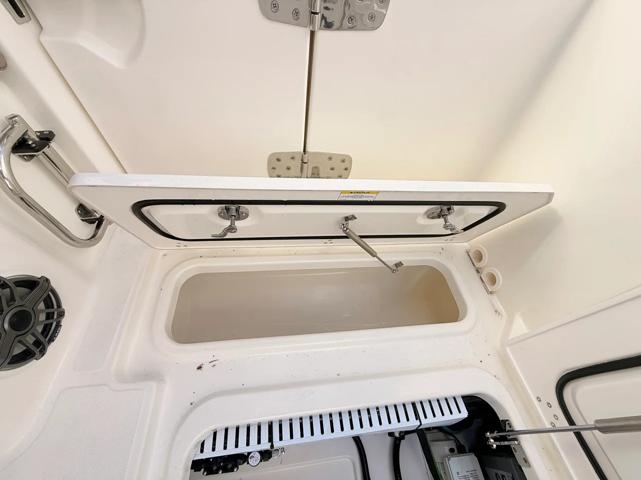 2027 Boston Whaler 330 Vantage 33.0 feet, St Petersburg, FL #32