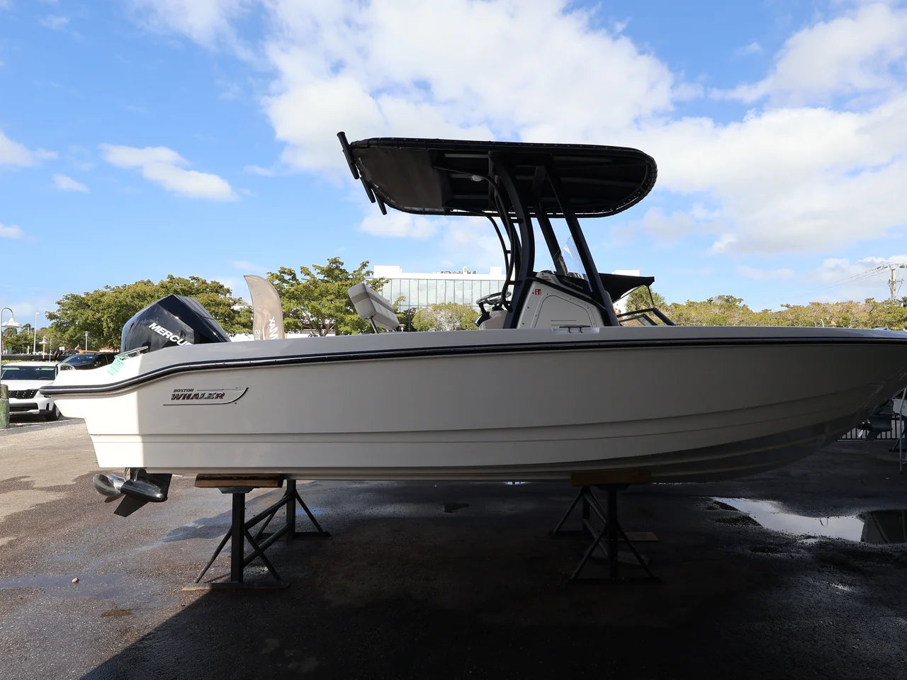 2026 Boston Whaler 220 Dauntless 22.0 feet, Naples, Florida #2