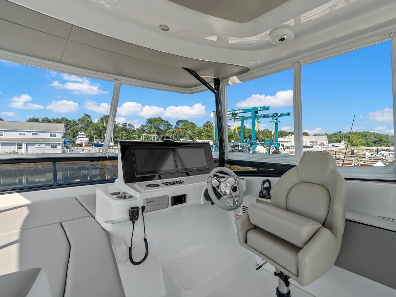 2027 Cruisers Yachts 50 FLY 50.0 feet, Quincy, MA #47