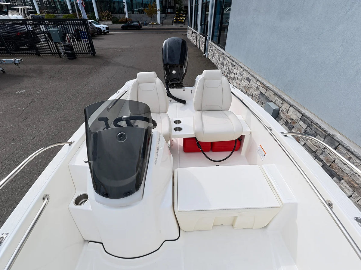 2027 Boston Whaler 160 Super Sport 16.0 feet, Norwalk, Connecticut #3