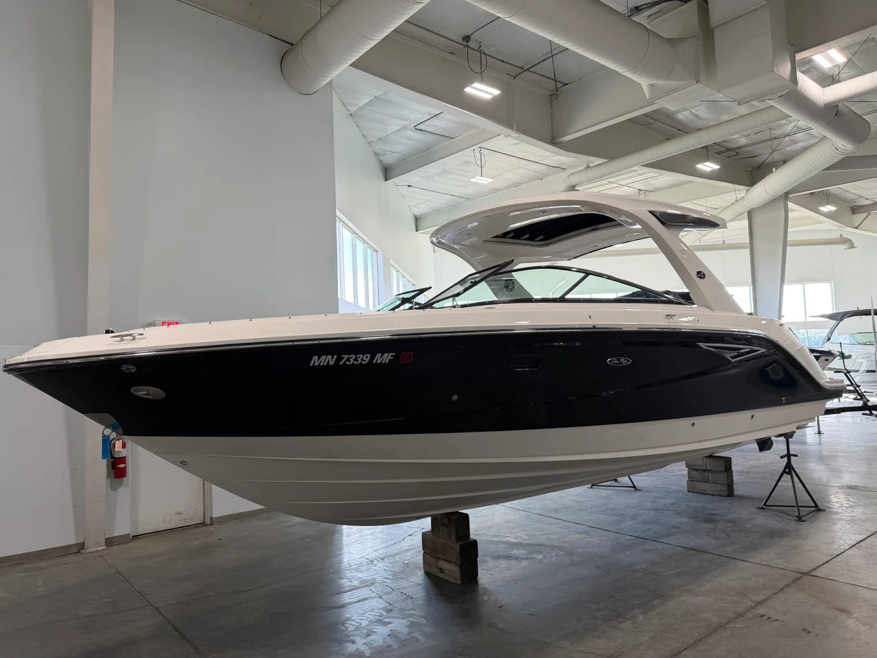 2022 Sea Ray 310 SLX 31.0 feet, Excelsior, Minnesota #1
