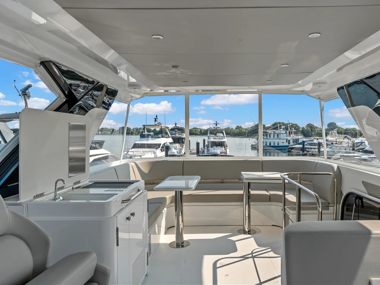 2027 Cruisers Yachts 50 FLY 50.0 feet, Quincy, MA #51
