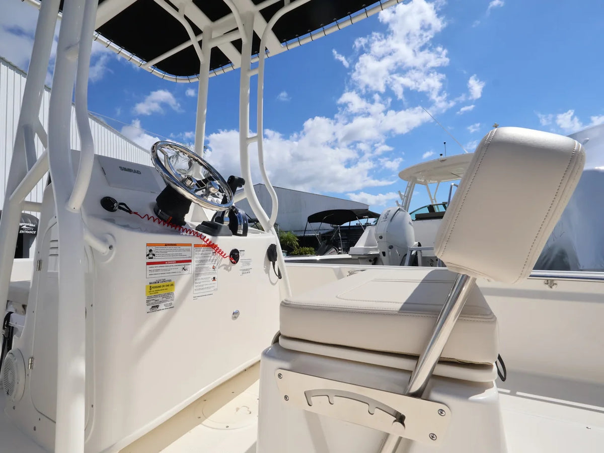 2027 Boston Whaler 190 Montauk 19.0 feet, Naples, Florida #9