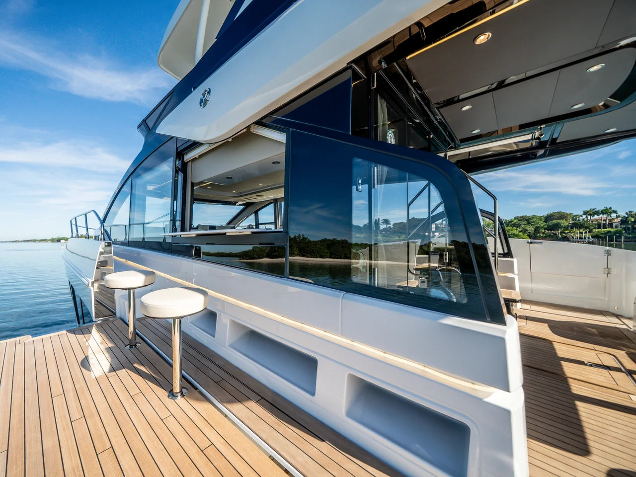 2026 Cruisers Yachts 57 FLY 57.0 feet, Jupiter, Florida #17