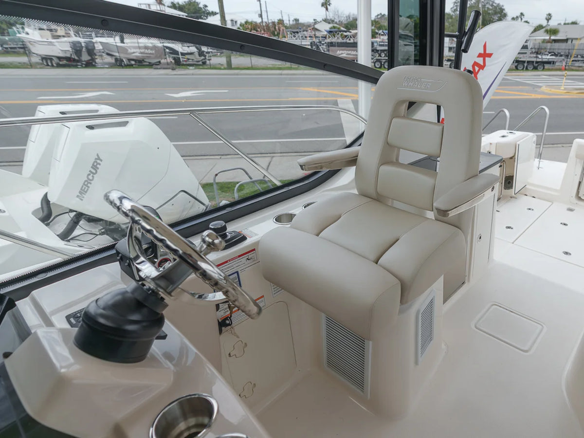 2026 Boston Whaler 325 Conquest 32.0 feet, Fort Walton Beach, Florida #39