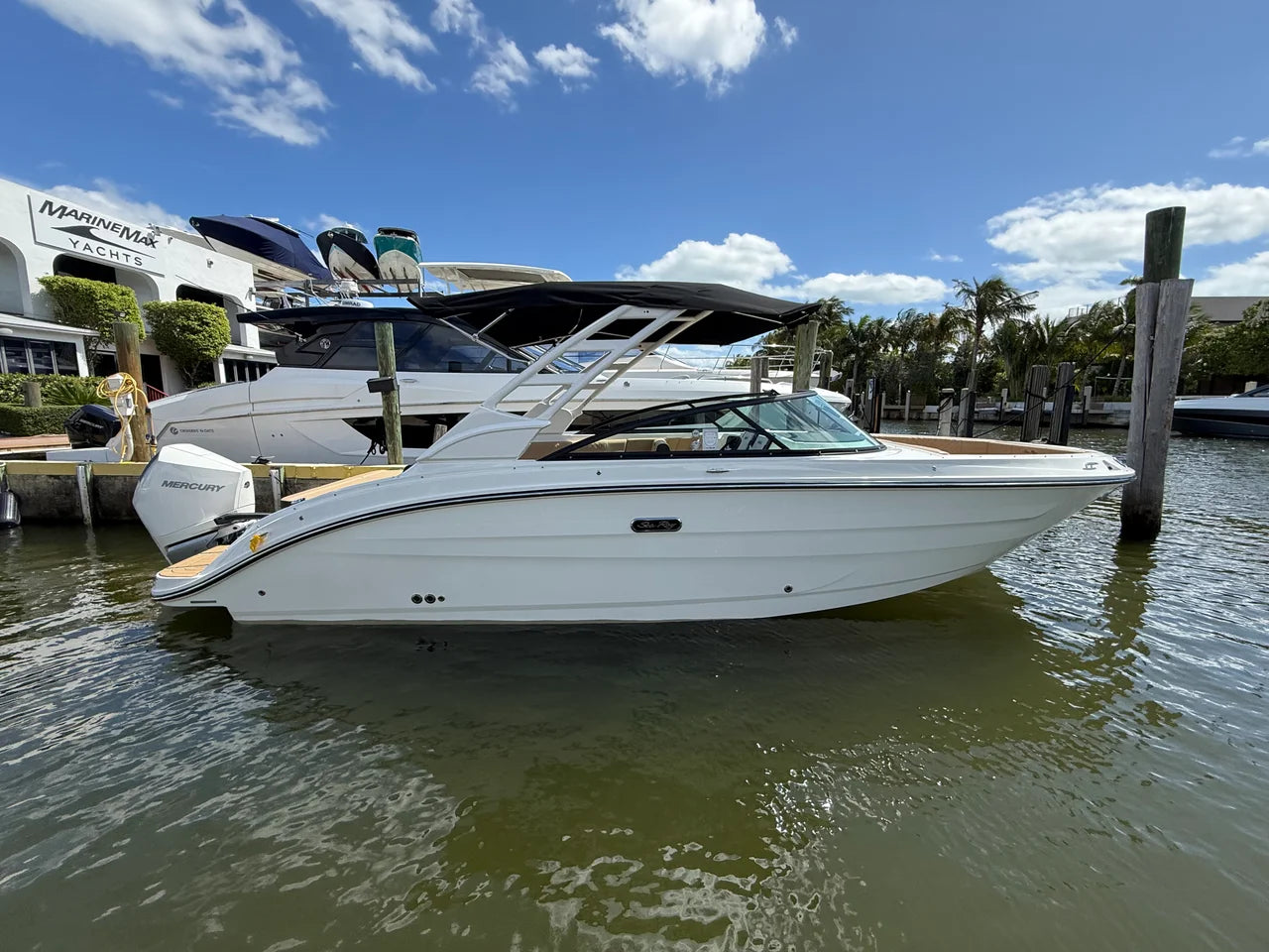 2026 Sea Ray SDX 250 Outboard 25.0 feet, Miami, FL #4