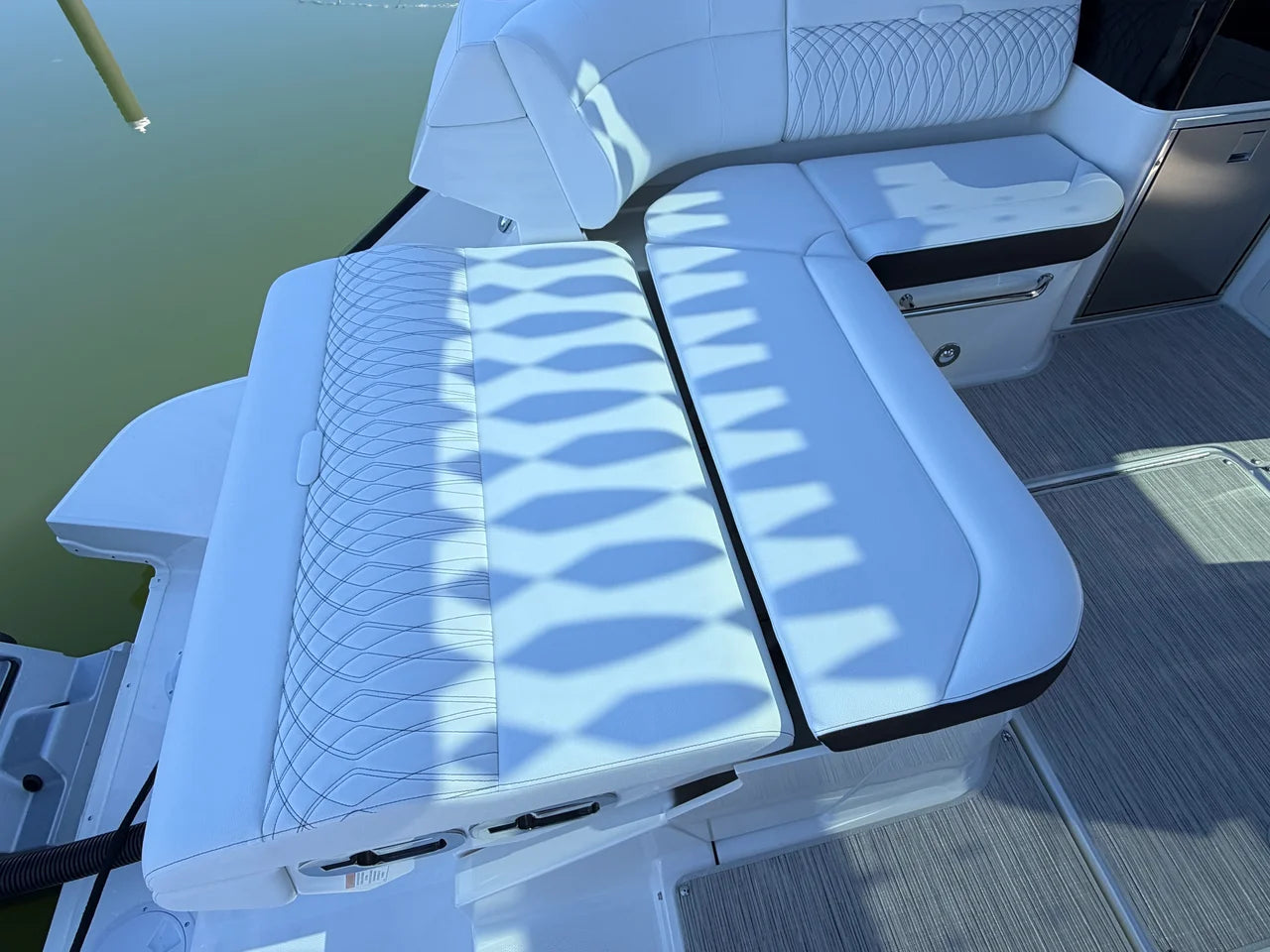 2026 Sea Ray Sundancer 370 Outboard 37.0 feet, Grasonville, MD #14