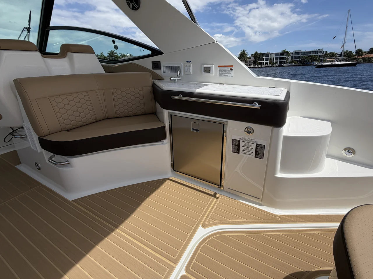 2026 Sea Ray Sundancer 320 Outboard 32.0 feet, Miami, FL #29
