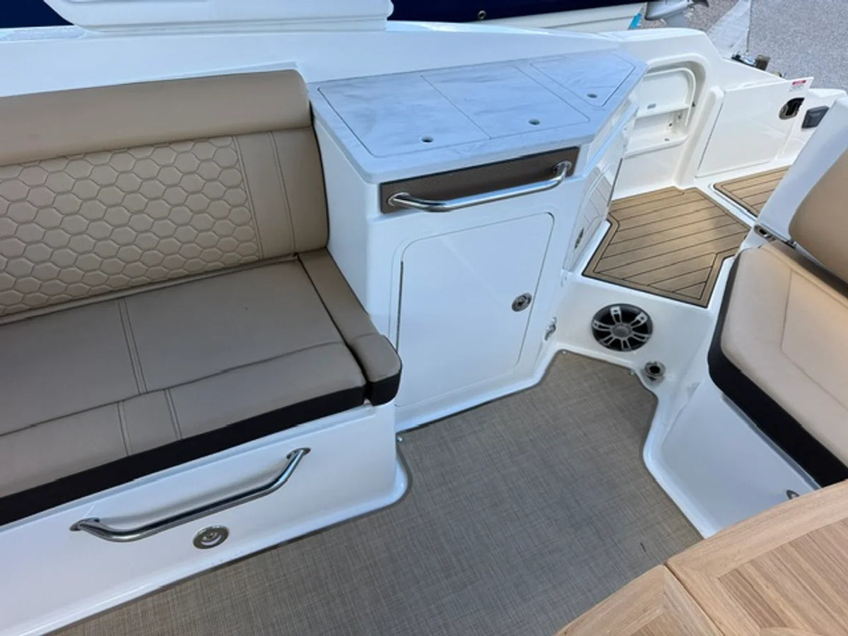 2023 Sea Ray 290 SUNDECK OB 29.0 feet, Venice, Florida #16