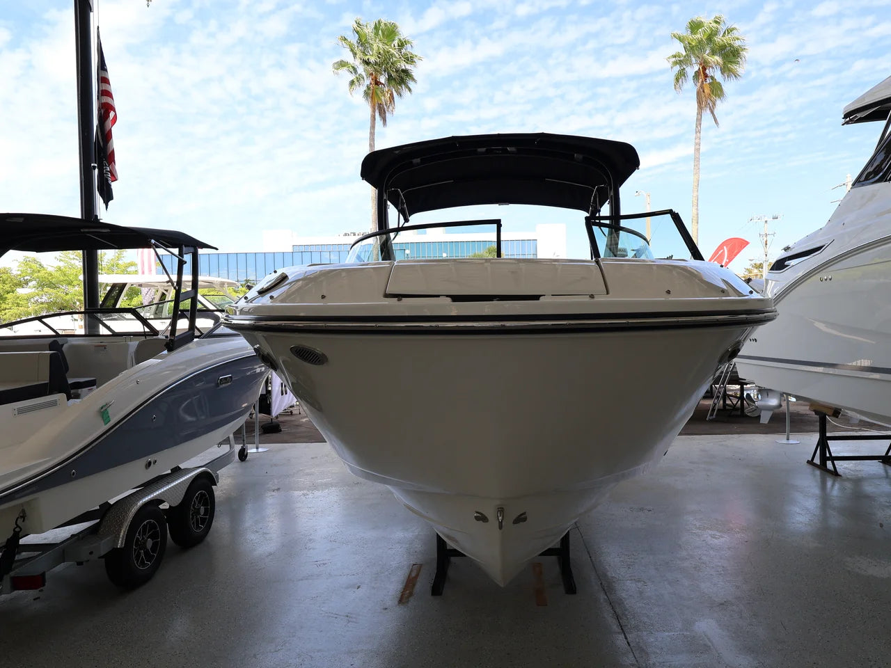 2026 Sea Ray SDX 250 Outboard 25.0 feet, Naples, Florida #2