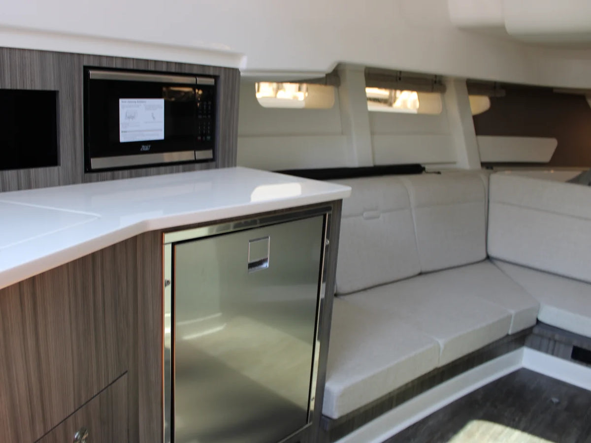 2026 Sea Ray Sundancer 370 Outboard 37.0 feet, Seabrook, TX #44