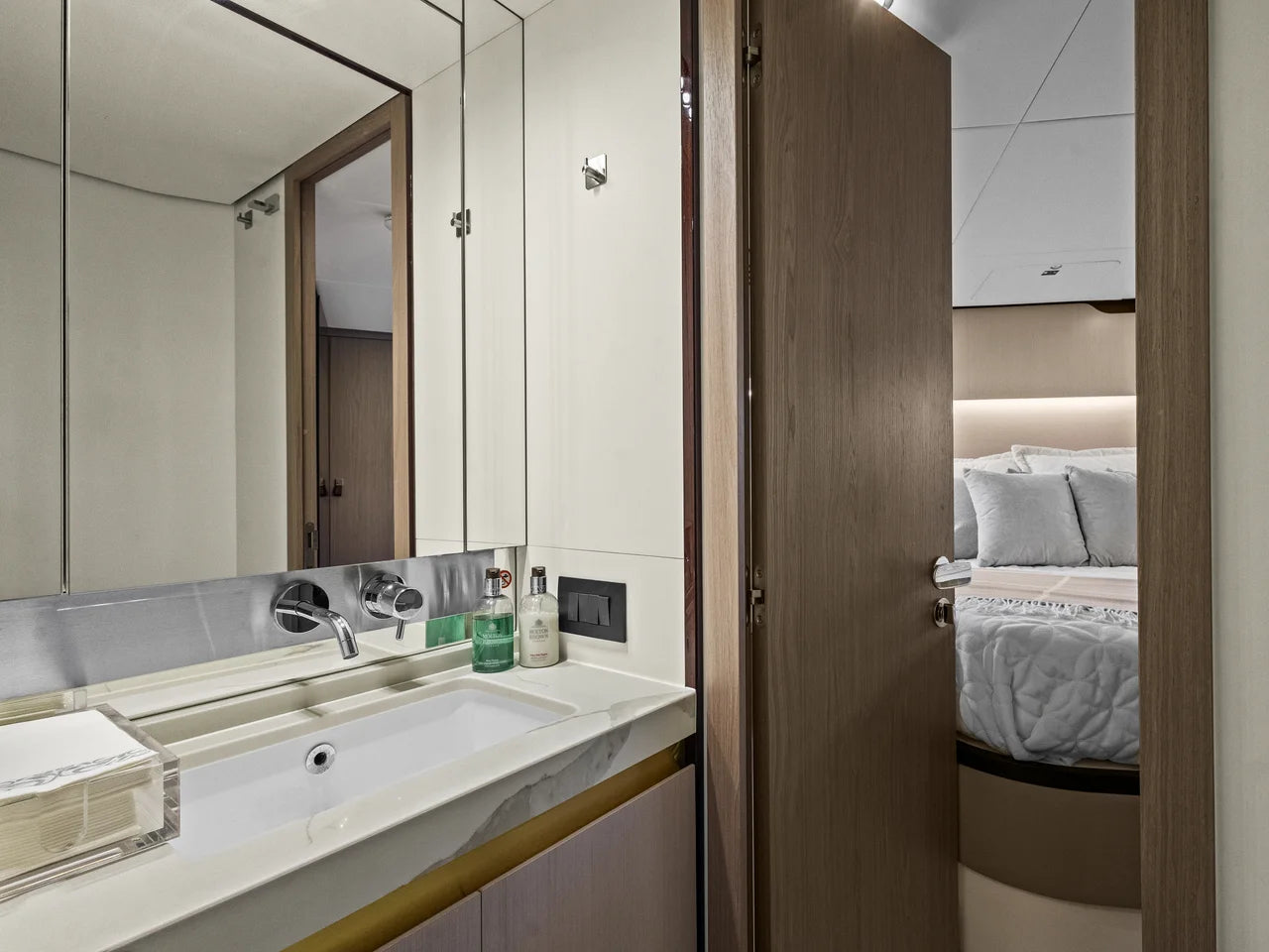 2023 Azimut AZ60 FLY 60.0 feet, Fort Myers, FL #50