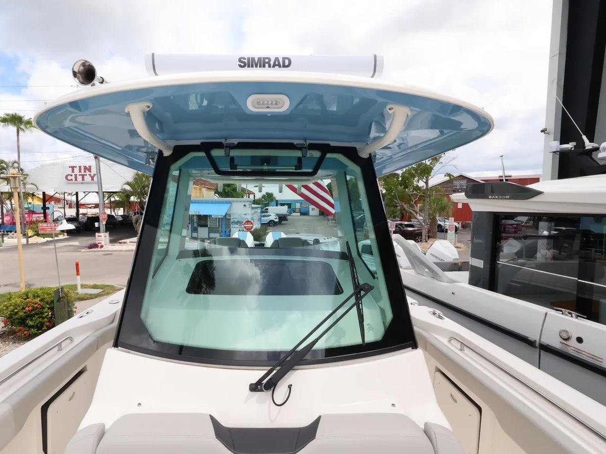 2026 Boston Whaler 330 Outrage 33.0 feet, Naples, Florida #47