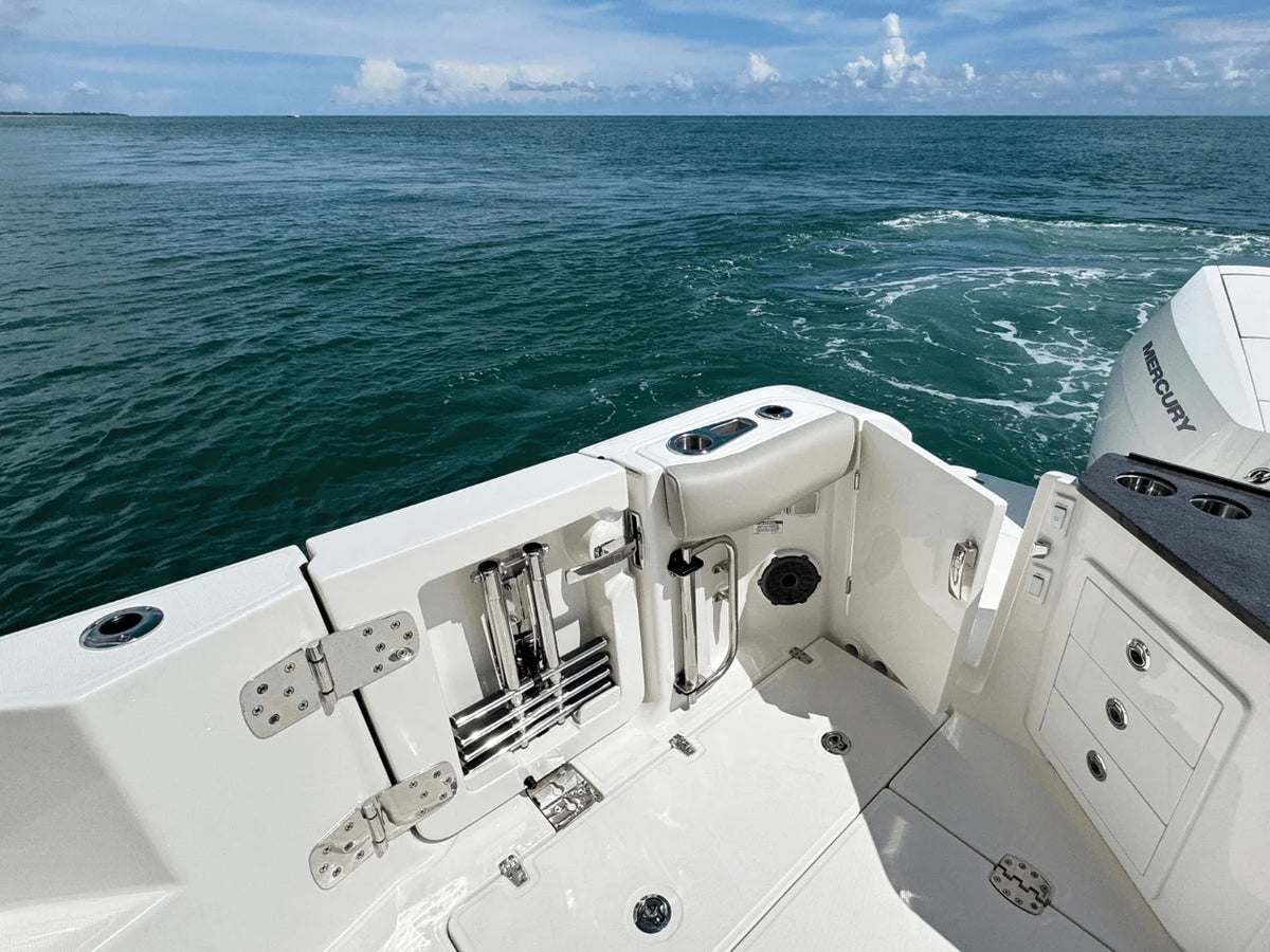 2026 Boston Whaler 365 Conquest 36.0 feet, Jupiter, Florida #7