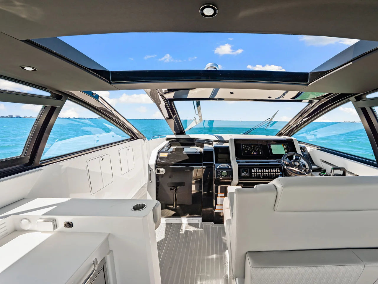 2026 Cruisers Yachts 42 GLS Outboard 42.0 feet, Sarasota, FL #9