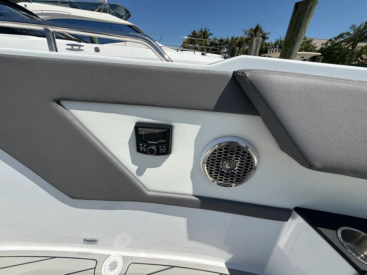 2022 Cruisers Yachts 34 GLS Outboard 34.0 feet, Miami, FL #36