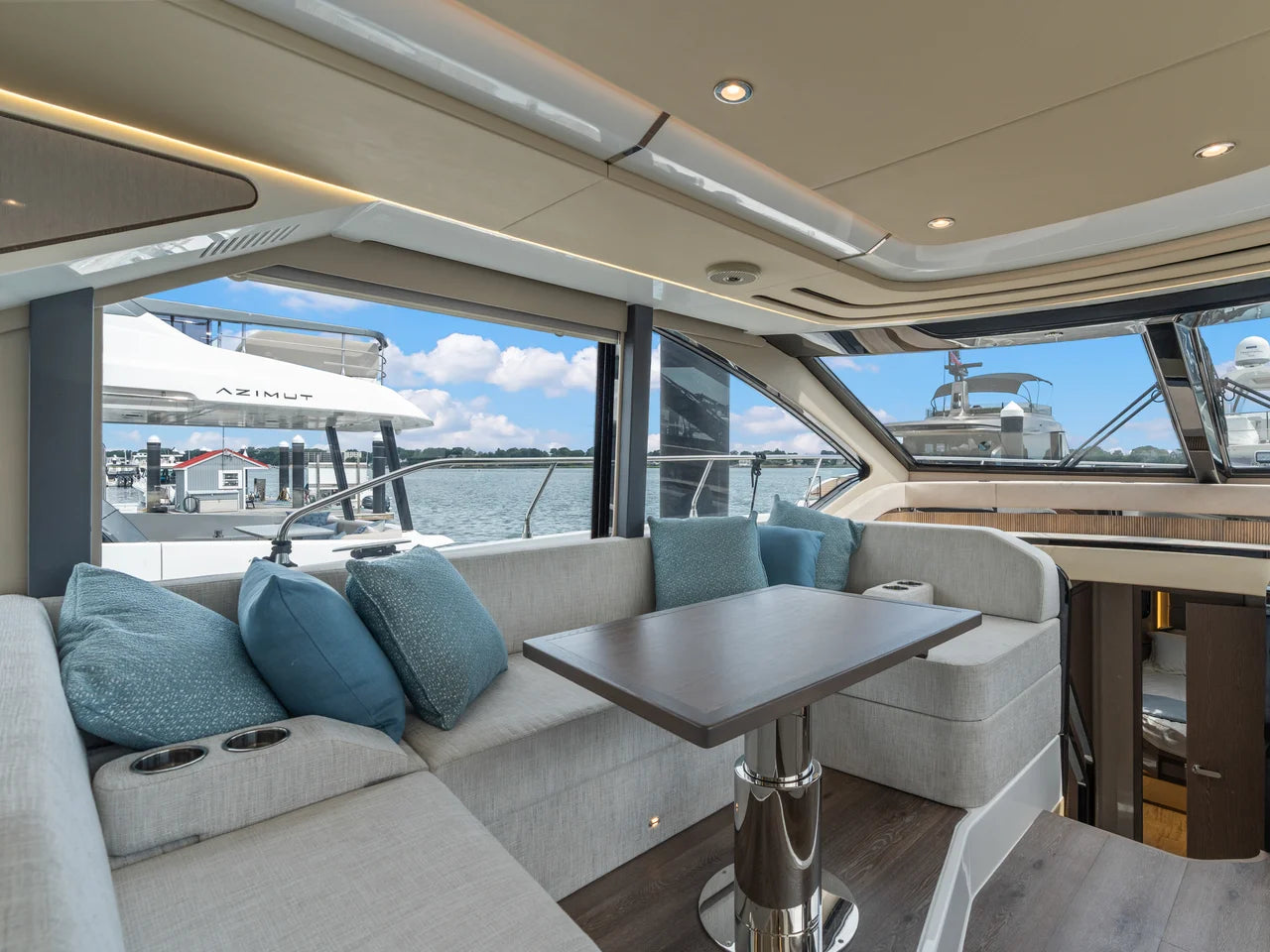 2026 Cruisers Yachts 57 FLY 57.0 feet, Quincy, MA #18